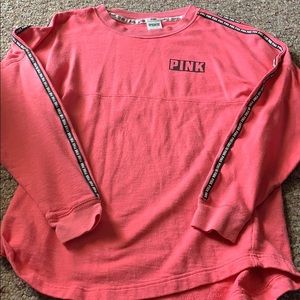 2 bundle Victoria’s Secret pink shirts!